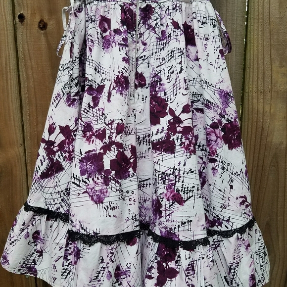 Hot topic purple rose and Music Note Dress. - Picture 13 of 15